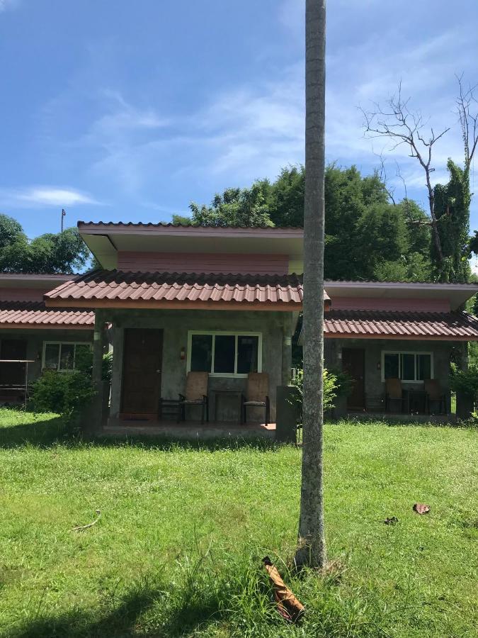 Bungalows@Maikhao Mai Khao Exteriör bild